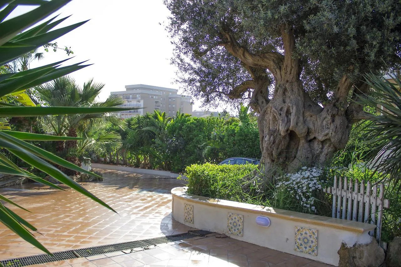 B&B Casa Augusto Luxury contacts